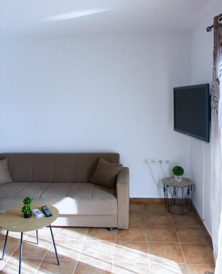 Marys House Apartment Porto Heli Ngoại thất bức ảnh